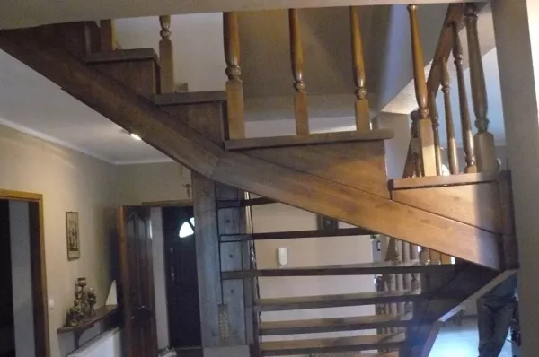 schody-drewniane-26